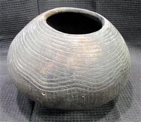 LOT 2 EARTHENWARE ROUNDED BOTTOM POTS - ONE POT EIGHT INCHES TALL WITH DIAGONO G